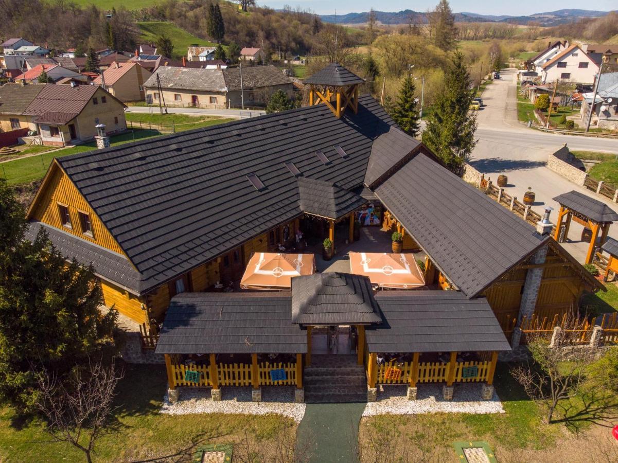 Nestville Apartments Hniezdne Bagian luar foto